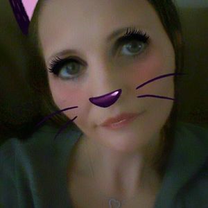 Meet your Posher, Leslie